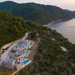 Kechria Bay *