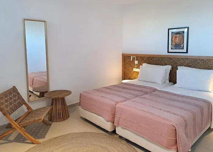 Kechria Bay Villa İskados